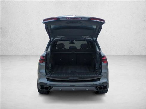 Used 2024 BMW X5 M60i w/ Climate Comfort Package image 6