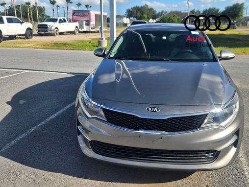 Used 2016 Kia Optima LX FWD image 2