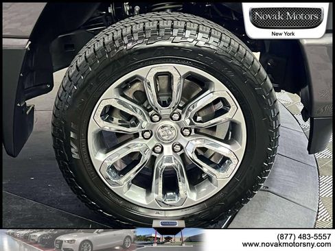 Used 2023 RAM 1500 Laramie AWD/4WD image 9