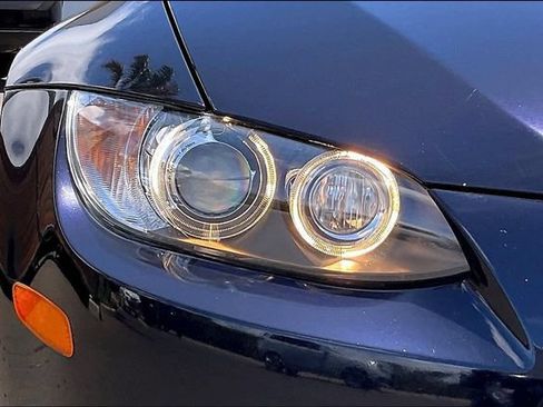 Used 2013 BMW M3 Convertible RWD image 27