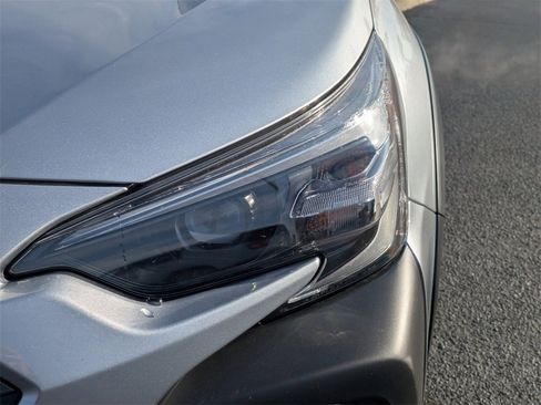 Certified 2025 Subaru Outback Limited XT w/ Popular Package #2 image 9