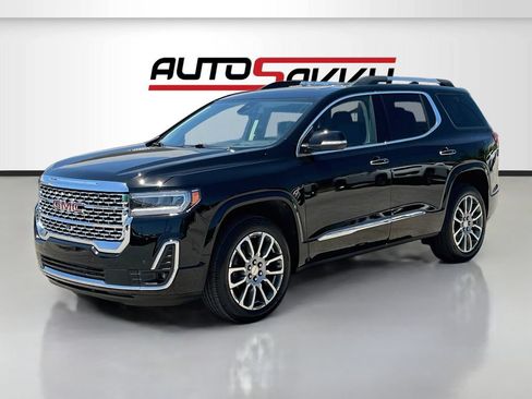 Used 2023 GMC Acadia Denali w/ Denali Ultimate Package FWD image 3