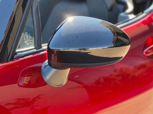 Used 2025 MAZDA MX-5 Miata Sport image 9