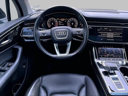 Used 2023 Audi Q7 3.0T Premium AWD/4WD image 10