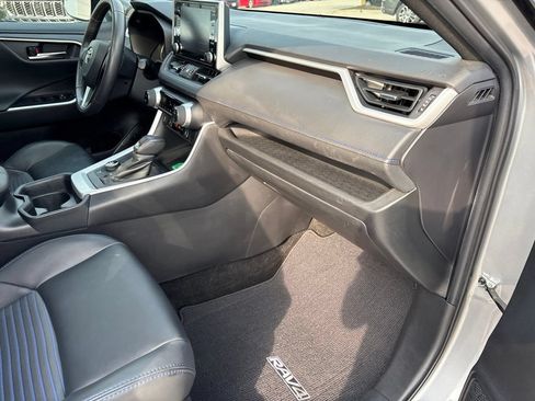 Used 2020 Toyota RAV4 XSE w/ XSE Grade Weather Package AWD/4WD image 54