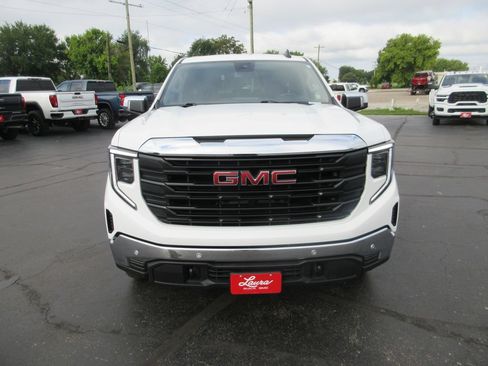 Certified 2024 GMC Sierra 1500 Pro w/ Pro Value Package AWD/4WD image 13