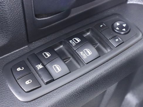 Used 2016 RAM 1500 Tradesman AWD/4WD image 28