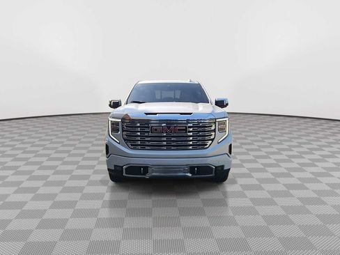 Certified 2023 GMC Sierra 1500 Denali w/ Denali Reserve Package AWD/4WD image 6