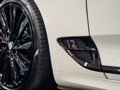 Used 2022 Bentley Continental GT Speed AWD/4WD image 17