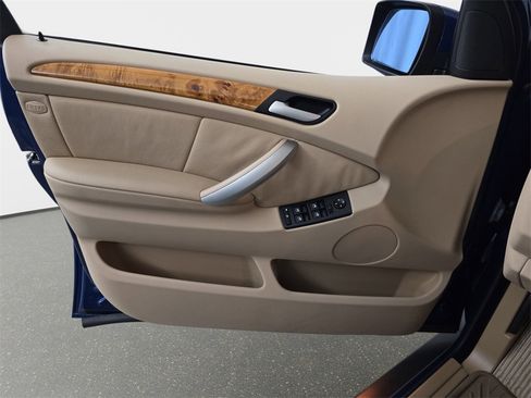 Used 2003 BMW X5 3.0i image 26