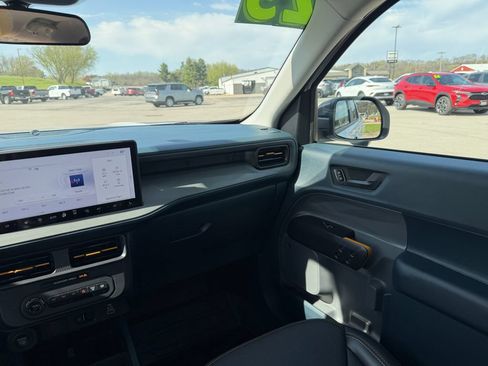 Used 2025 Ford Maverick Tremor AWD/4WD image 19