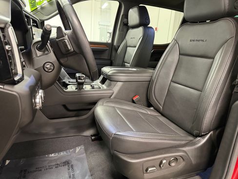 Used 2022 GMC Sierra 1500 Denali w/ Denali Reserve Package AWD/4WD image 5