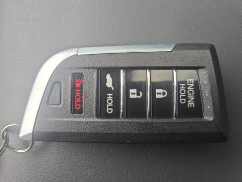 Used 2023 Acura MDX SH-AWD w/ Advance Package image 34