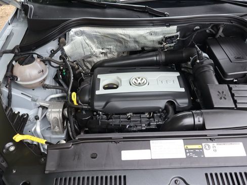 Used 2014 Volkswagen Tiguan SEL AWD/4WD image 39