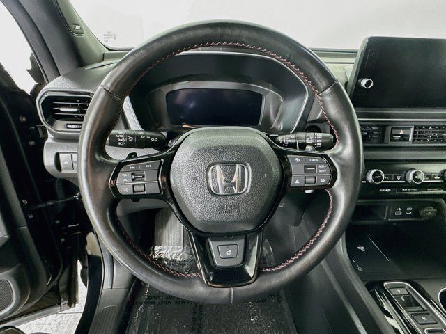 Certified 2025 Honda Pilot Black Edition image 27