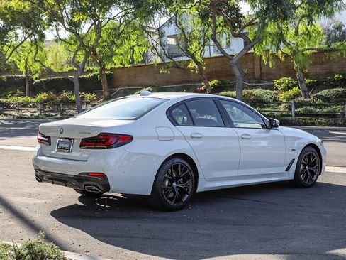 Used 2023 BMW 530e w/ M Sport Package RWD image 5