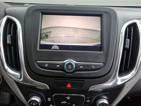 Certified 2021 Chevrolet Equinox LS image 19