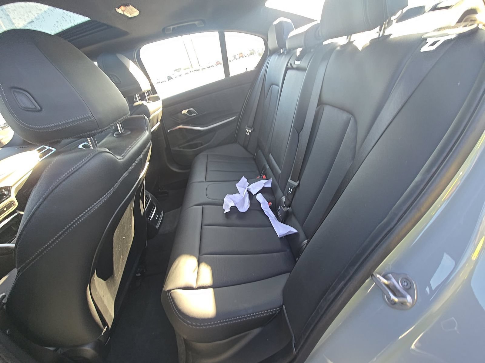 Used 2026 BMW 330i Sedan w/ M Sport Package RWD image 8