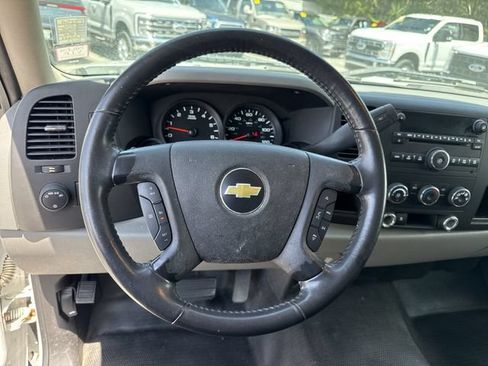 Used 2011 Chevrolet Silverado 1500 W/T RWD image 23