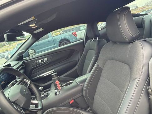 Used 2025 Ford Mustang GT RWD image 10