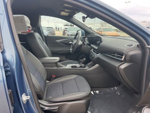 Used 2025 Buick Envista Preferred w/ Convenience II Package image 49