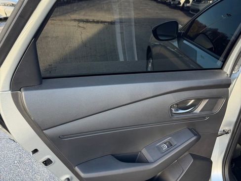 Used 2024 Honda Accord LX image 10