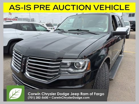 Used 2015 Lincoln Navigator 4WD w/ Equipment Group 101A Reserve image 1