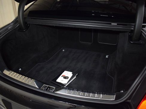 Certified 2023 Bentley Flying Spur Azure AWD/4WD image 42