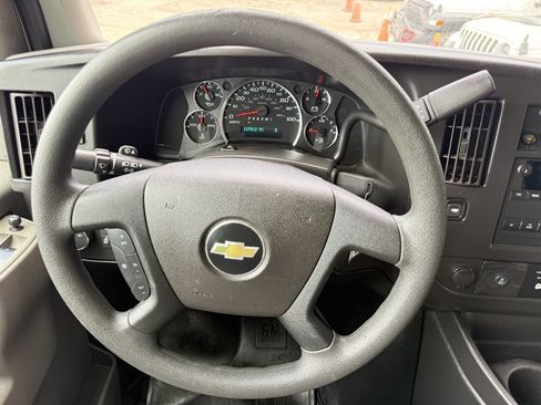 Used 2020 Chevrolet Express 3500 LT w/ LT Preferred Equipment Group RWD image 25