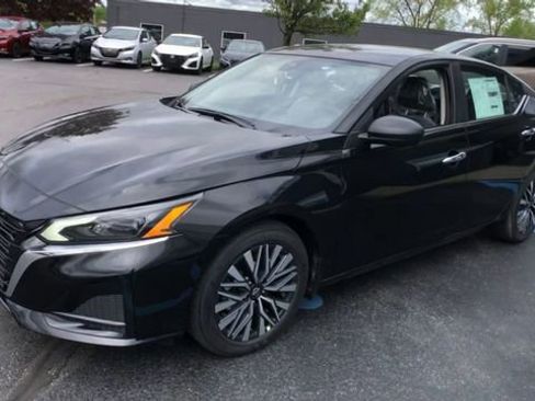 New 2026 Nissan Altima 2.5 SV FWD image 5