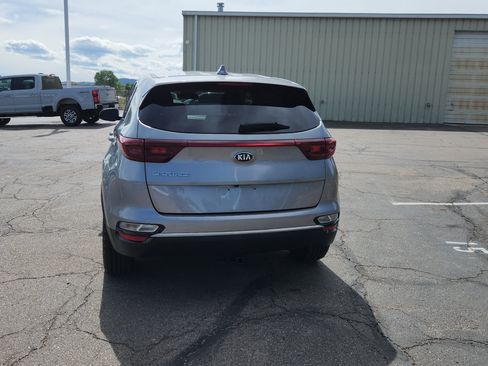 Used 2020 Kia Sportage LX AWD/4WD image 9