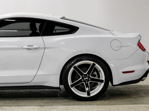 Used 2020 Ford Mustang Premium RWD image 11