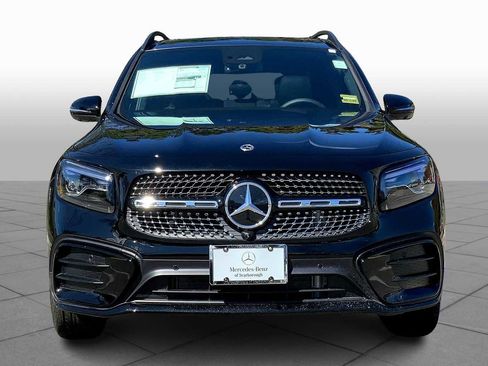 New 2026 Mercedes-Benz GLB 250 4MATIC image 3
