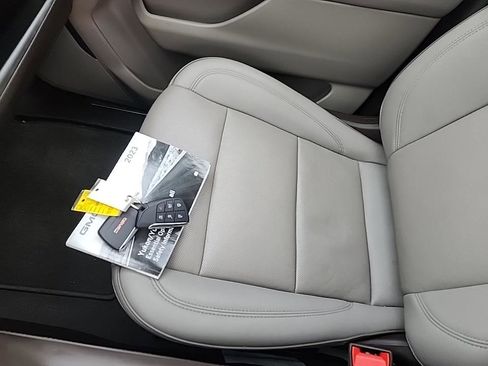 Certified 2023 GMC Yukon XL SLT w/ SLT Luxury Package image 22