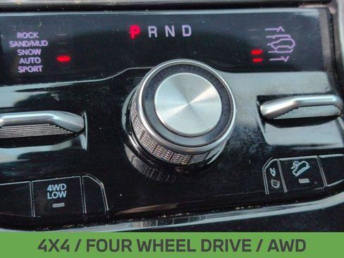 Certified 2025 Jeep Grand Cherokee L Overland w/ Luxury Tech Group IV AWD/4WD image 23