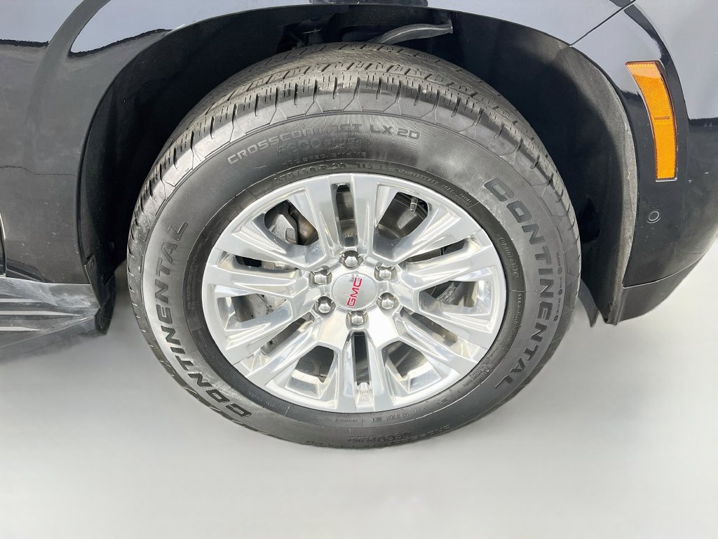 Used 2025 GMC Yukon Denali AWD/4WD image 37