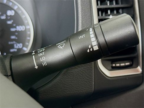 Certified 2022 Nissan Frontier SV image 16