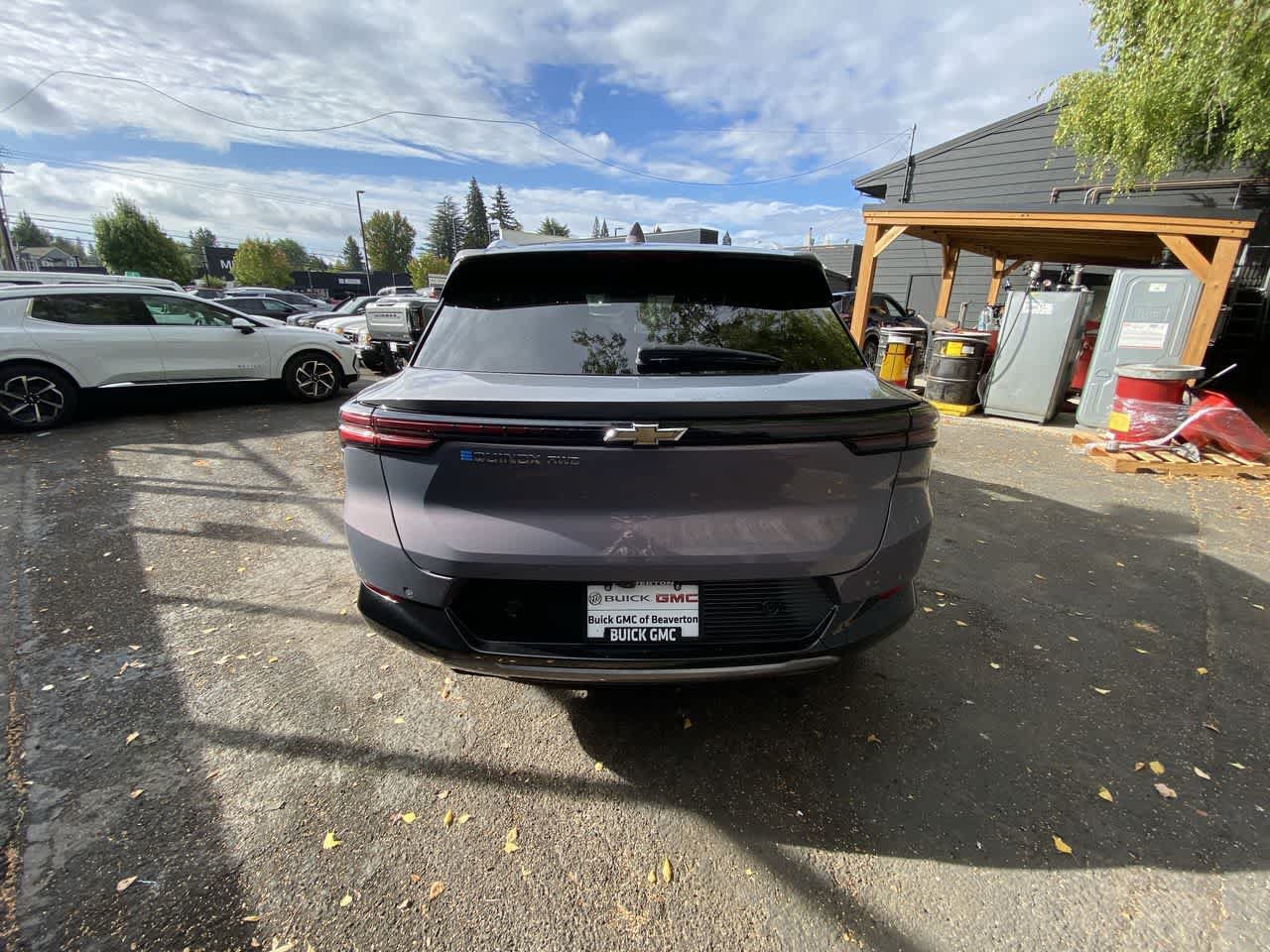 Used 2024 Chevrolet Equinox EV LT AWD/4WD image 5