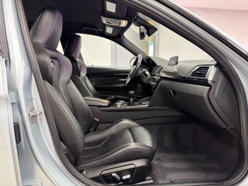 Used 2016 BMW M3 RWD image 10