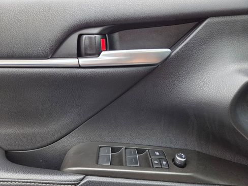 Used 2024 Toyota Camry XSE w/ Cold Weather Package FWD image 27