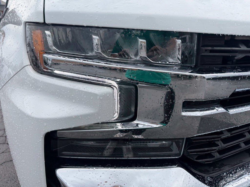 Used 2021 Chevrolet Silverado 1500 LT AWD/4WD image 6