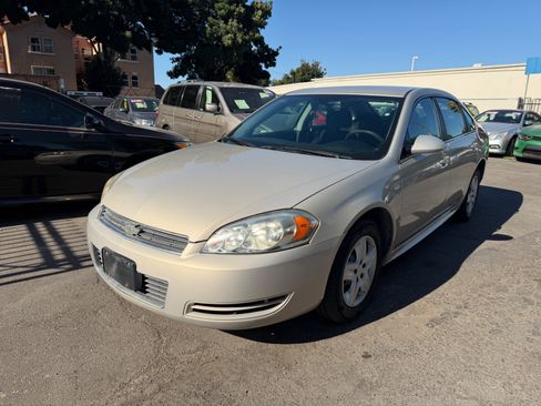 Used 2009 Chevrolet Impala LS FWD image 3