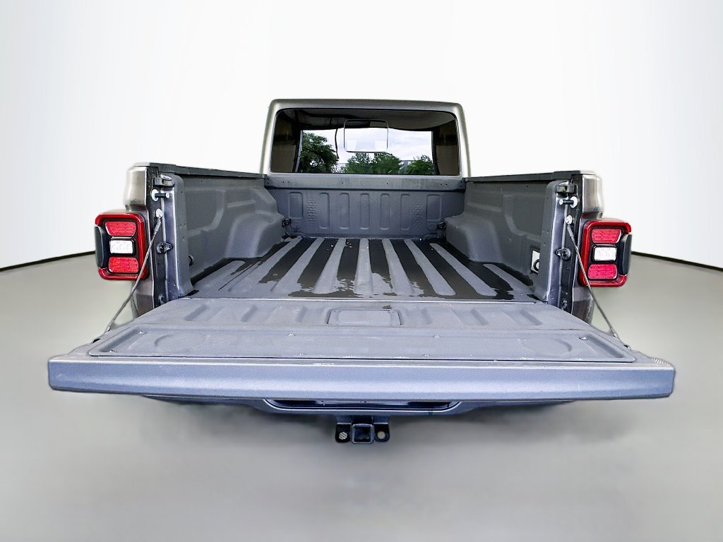 Used 2024 Jeep Gladiator Sport AWD/4WD image 25