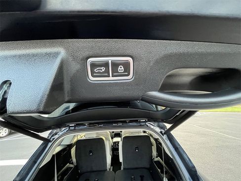 Used 2023 Kia Sorento SX Prestige image 28