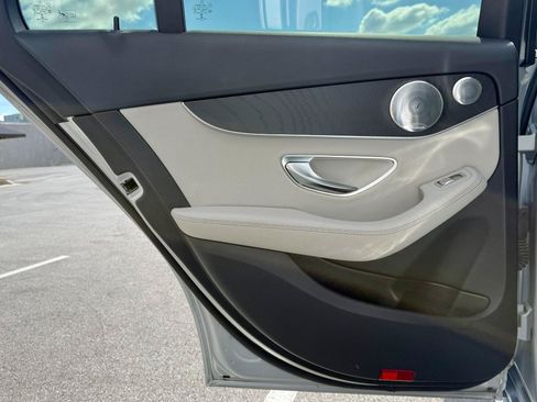 Used 2016 Mercedes-Benz C 300 4MATIC Sedan image 21