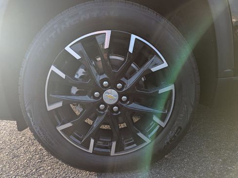 New 2026 Chevrolet Traverse LT image 14