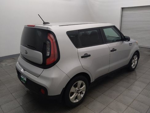 Used 2018 Kia Soul FWD image 9