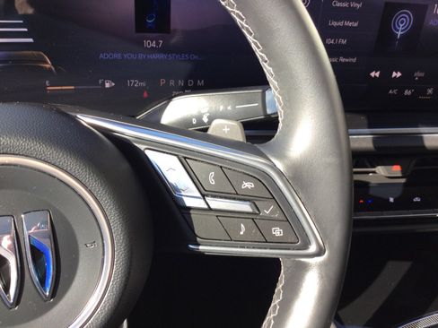 Used 2025 Buick Envision Preferred image 13