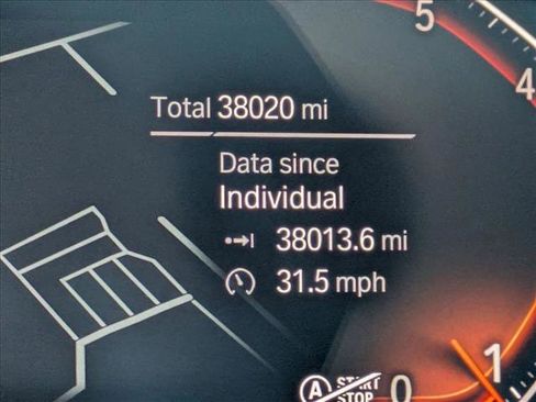 Used 2023 BMW 530i w/ Convenience Package image 11