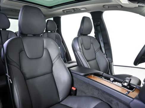 Certified 2024 Volvo XC90 B5 Plus image 26